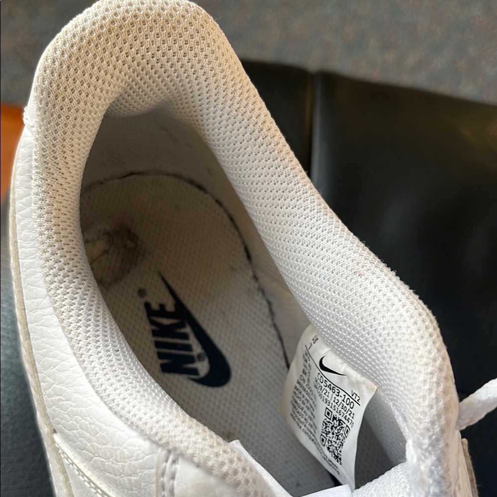 Nike White Athletic Shoes - Picture 3 of 6